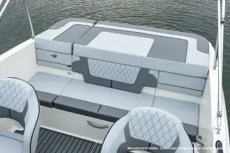 Thumbnail von Bayliner VR4