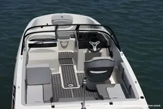 Thumbnail von Bayliner VR4