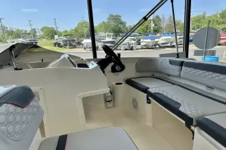 Thumbnail von Bayliner Element M17