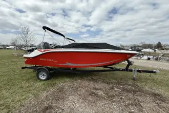 Thumbnail von Bayliner Element M17