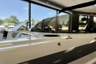 Thumbnail von Bayliner Element M17