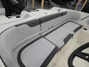 Thumbnail von Bayliner Element M17