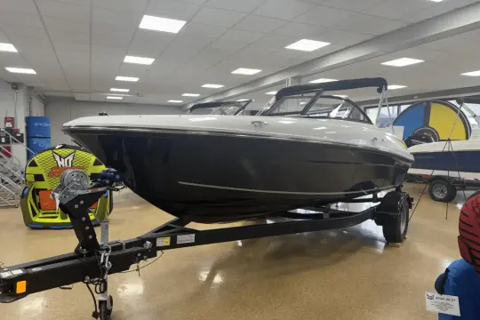 Bayliner VR4