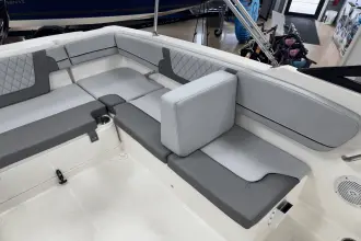 Thumbnail von Bayliner VR4
