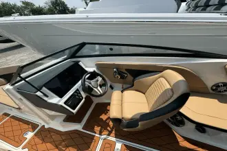 Thumbnail von Sea Ray SPX 230 Outboard