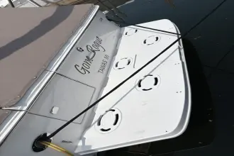 Thumbnail von Sea Ray 330 Express Cruiser