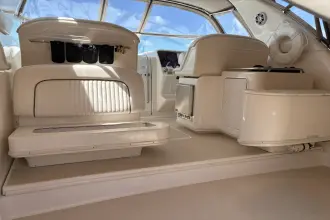 Thumbnail von Sea Ray 330 Express Cruiser