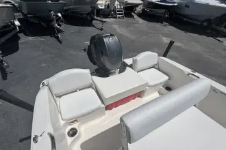Thumbnail von Robalo R160