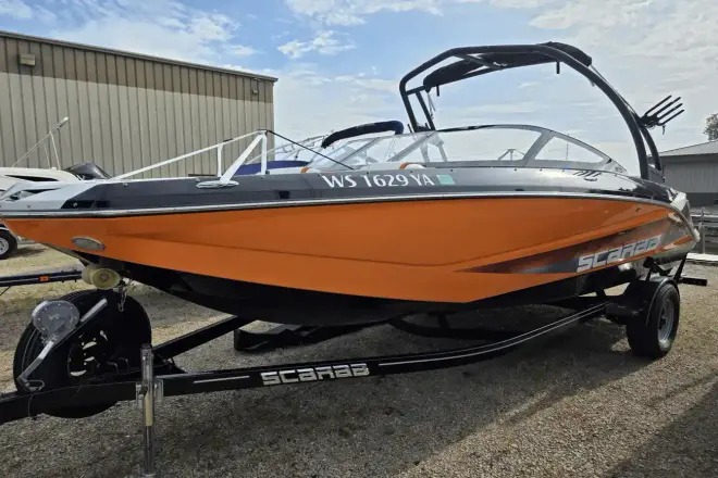 Scarab Boats 215 H.O.