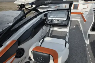 Thumbnail von Scarab Boats 215 H.O.