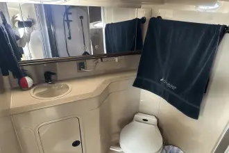 Thumbnail von Cruisers Yachts 3870
