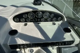 Thumbnail von Cruisers Yachts 3870
