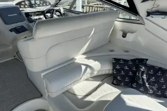 Thumbnail von Cruisers Yachts 3870