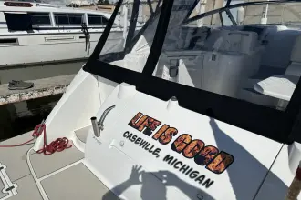 Thumbnail von Cruisers Yachts 3870