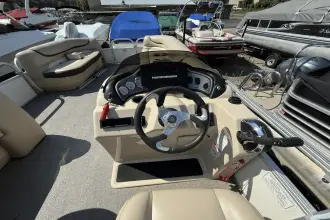 Thumbnail von Sun Tracker PARTY BARGE 24 DLX