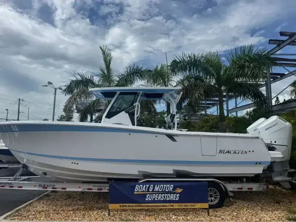 Blackfin 302 CC