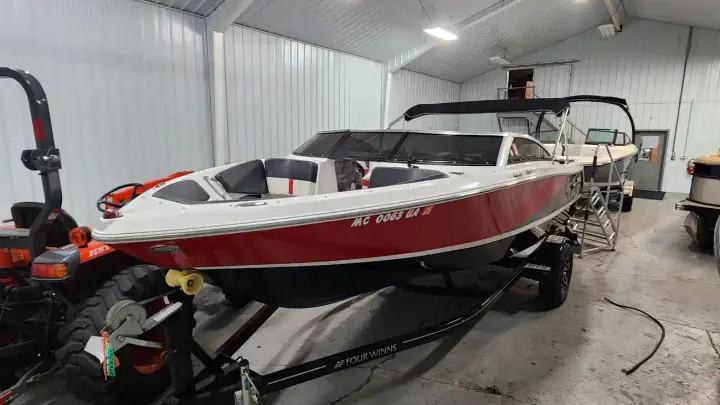 Four Winns Horizon 190