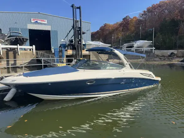 Sea Ray SLX 300