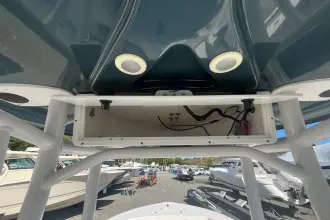 Thumbnail von Tidewater Boats 210 LXF