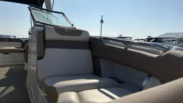 Thumbnail von Crownline 270