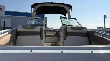 Thumbnail von Crownline 270