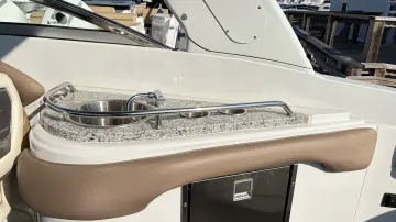 Thumbnail von Crownline 270