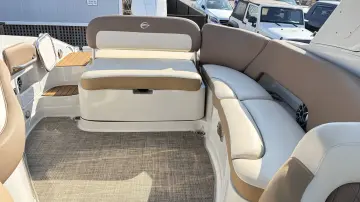 Thumbnail von Crownline 270
