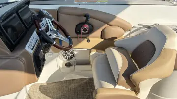Thumbnail von Crownline 270