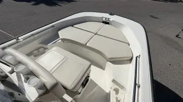 Thumbnail von Boston Whaler 170 Montauk