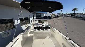 Thumbnail von Boston Whaler 170 Montauk