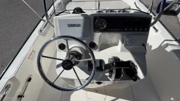 Thumbnail von Boston Whaler 170 Montauk