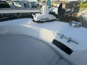 Thumbnail von Boston Whaler 210 Montauk