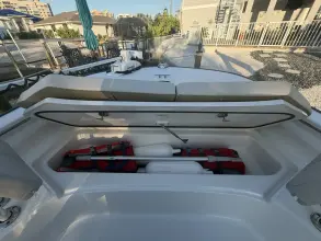 Thumbnail von Boston Whaler 210 Montauk