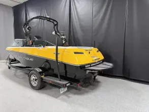 Thumbnail von Ski Nautique 200