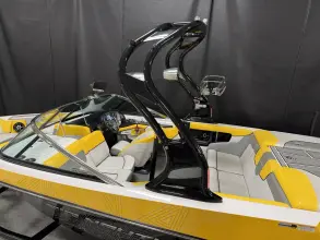 Thumbnail von Ski Nautique 200