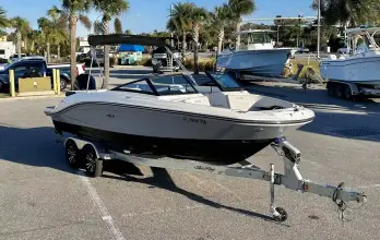 Thumbnail von Sea Ray SPX 210 Outboard