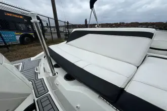 Thumbnail von Sea Ray SPX 210 Outboard