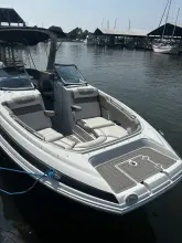 Thumbnail von Crownline E285 XS