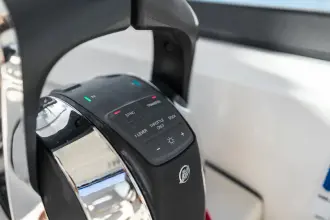 Thumbnail von Boston Whaler 270 Vantage