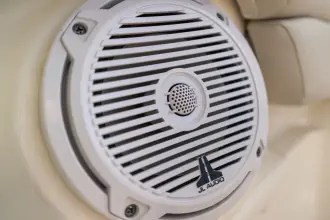 Thumbnail von Boston Whaler 270 Vantage
