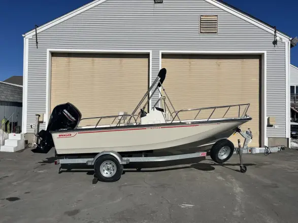 Boston Whaler 170 Montauk