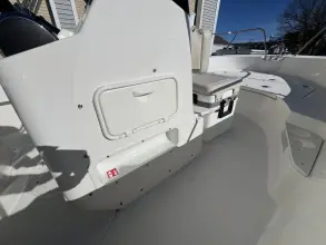 Thumbnail von Boston Whaler 170 Montauk