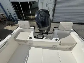 Thumbnail von Boston Whaler 190 Montauk