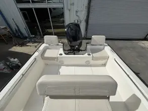 Thumbnail von Boston Whaler 190 Montauk