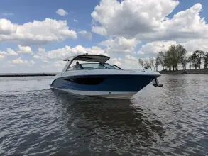 Sea Ray SLX 400