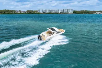 Thumbnail von Sea Ray SLX 350 Outboard