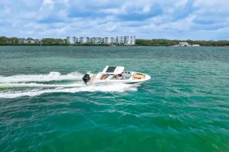 Thumbnail von Sea Ray SLX 350 Outboard