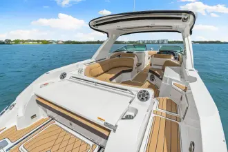 Thumbnail von Sea Ray SLX 350 Outboard