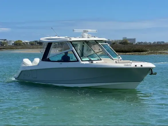 Boston Whaler 330 Vantage