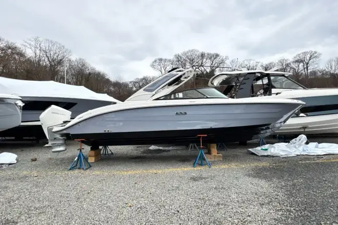 Sea Ray SDX 270 Outboard